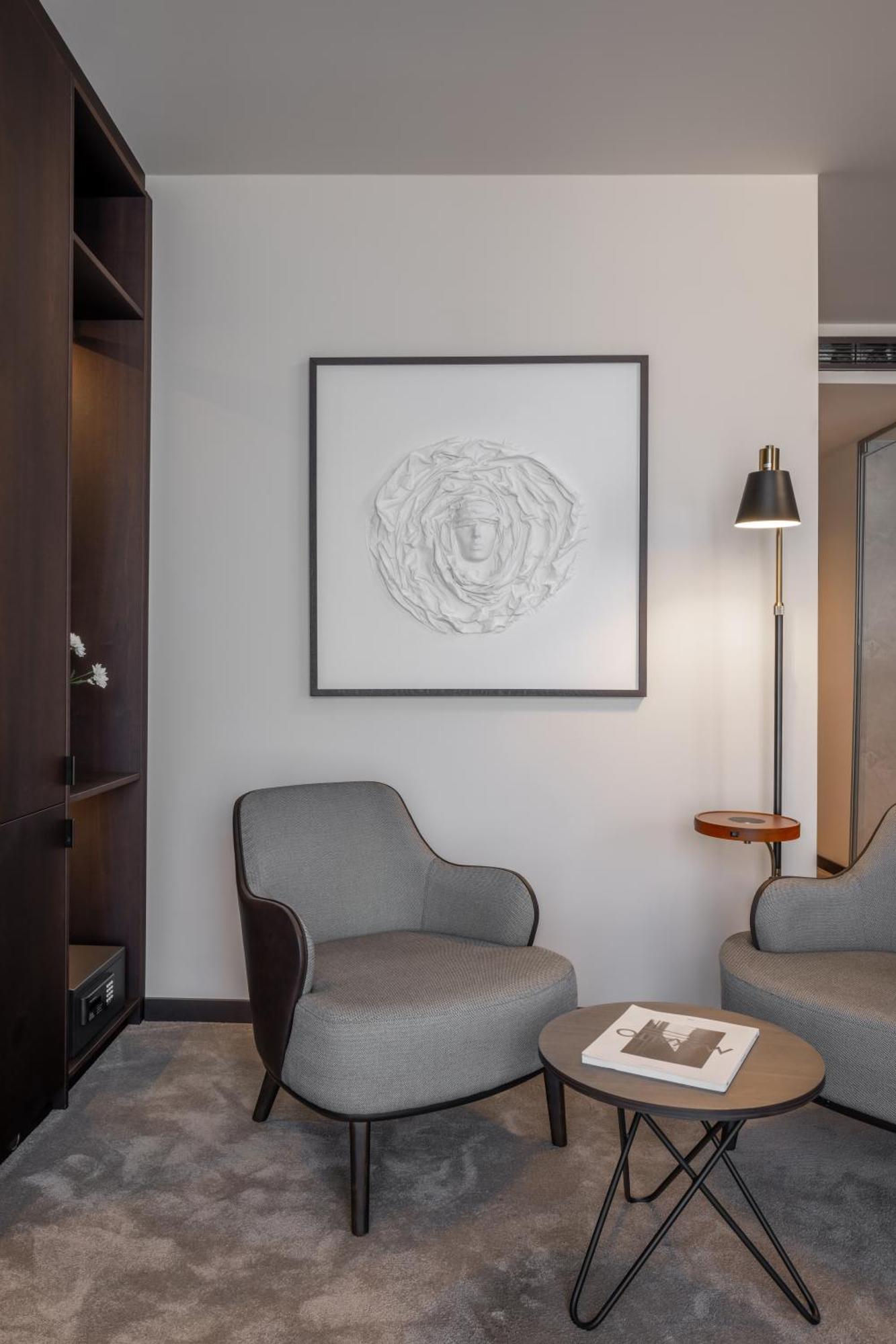 Derand Hotel Приштина Екстер'єр фото