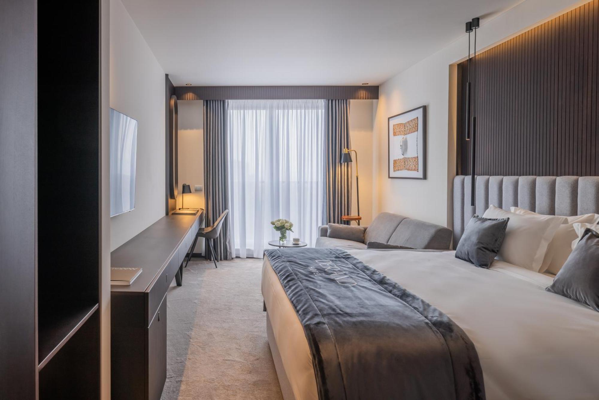 Derand Hotel Приштина Екстер'єр фото