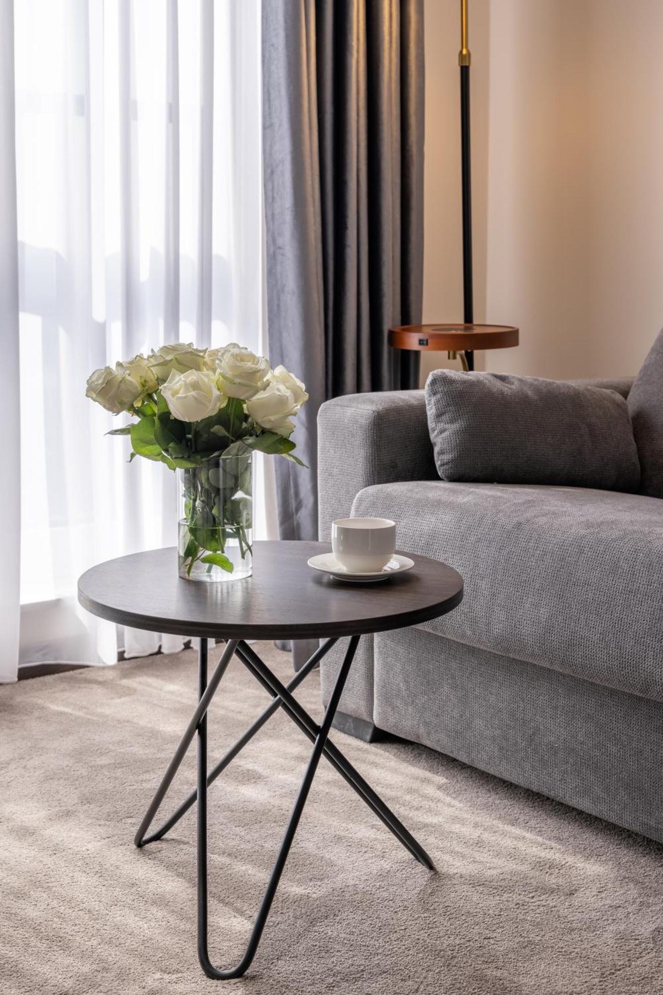 Derand Hotel Приштина Екстер'єр фото
