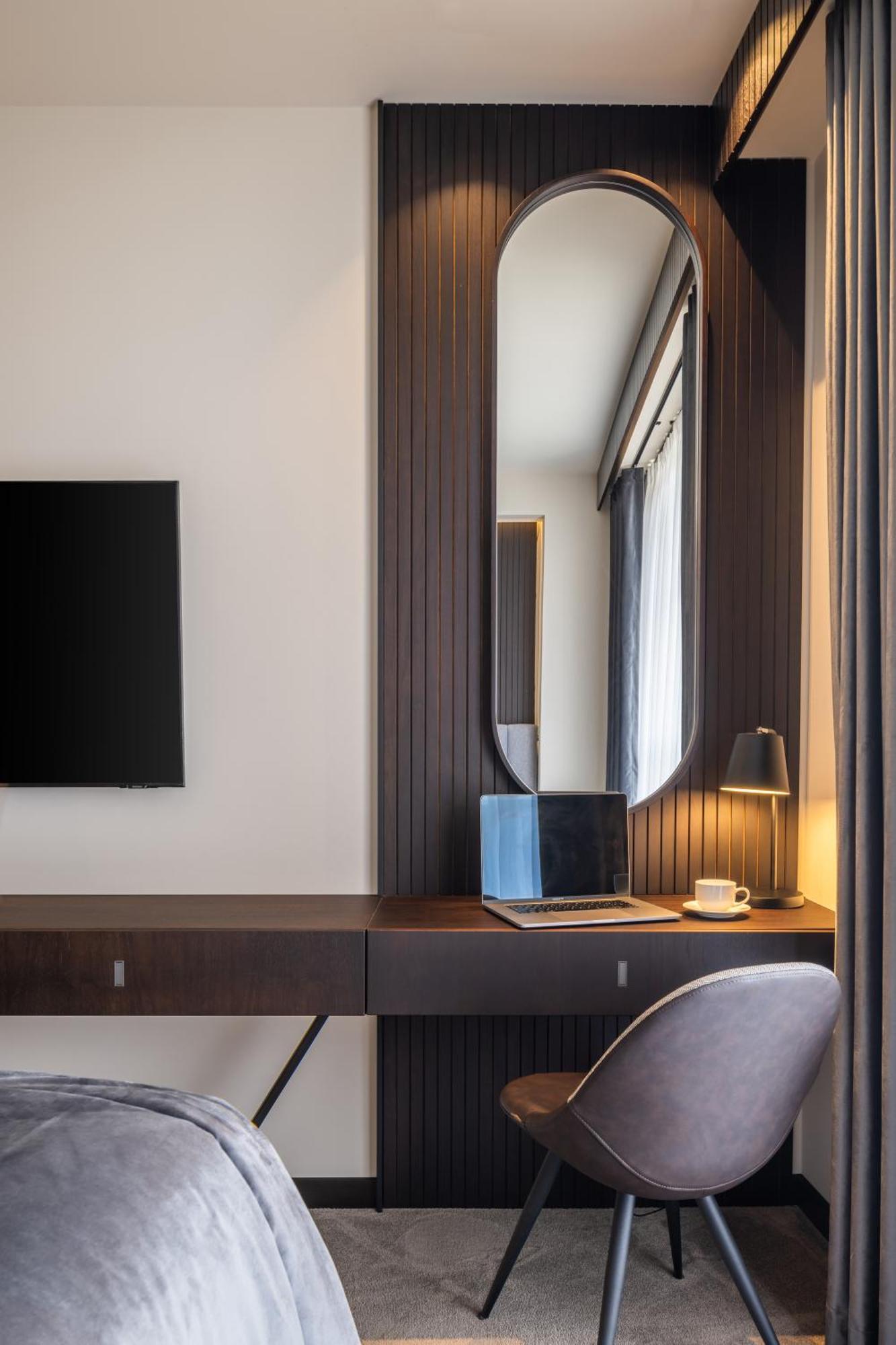 Derand Hotel Приштина Екстер'єр фото