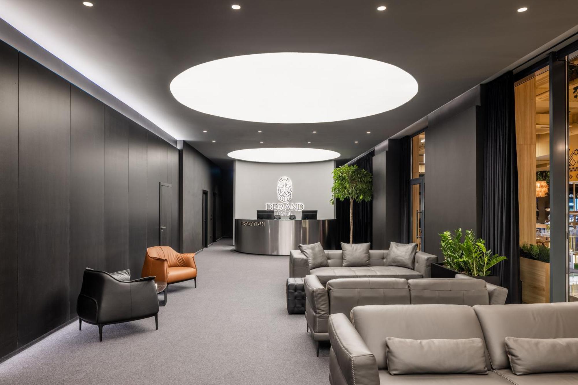 Derand Hotel Приштина Екстер'єр фото