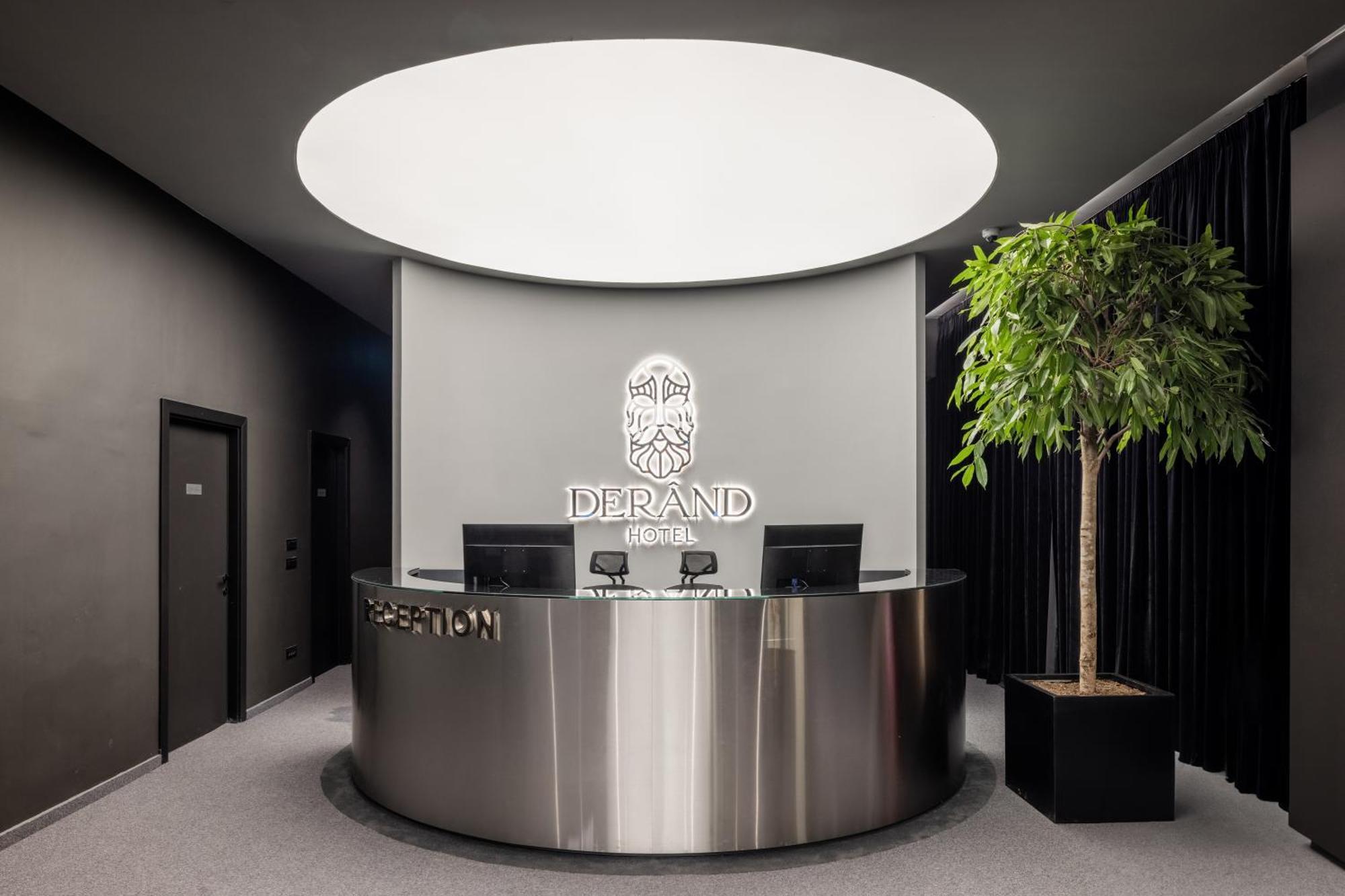 Derand Hotel Приштина Екстер'єр фото